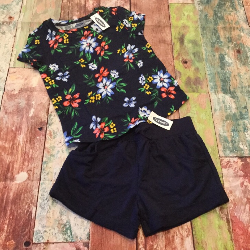 Old Navy Girls 12 18 24 Months or 2T Floral Shirt & Navy Blue Shorts